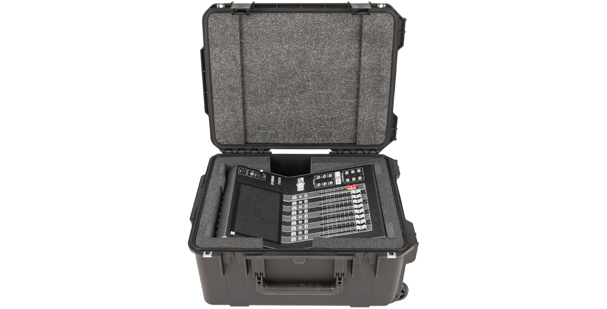 skb-iseries-2015-10-flight-case-yamaha-dm3-noir-roulettes image 5