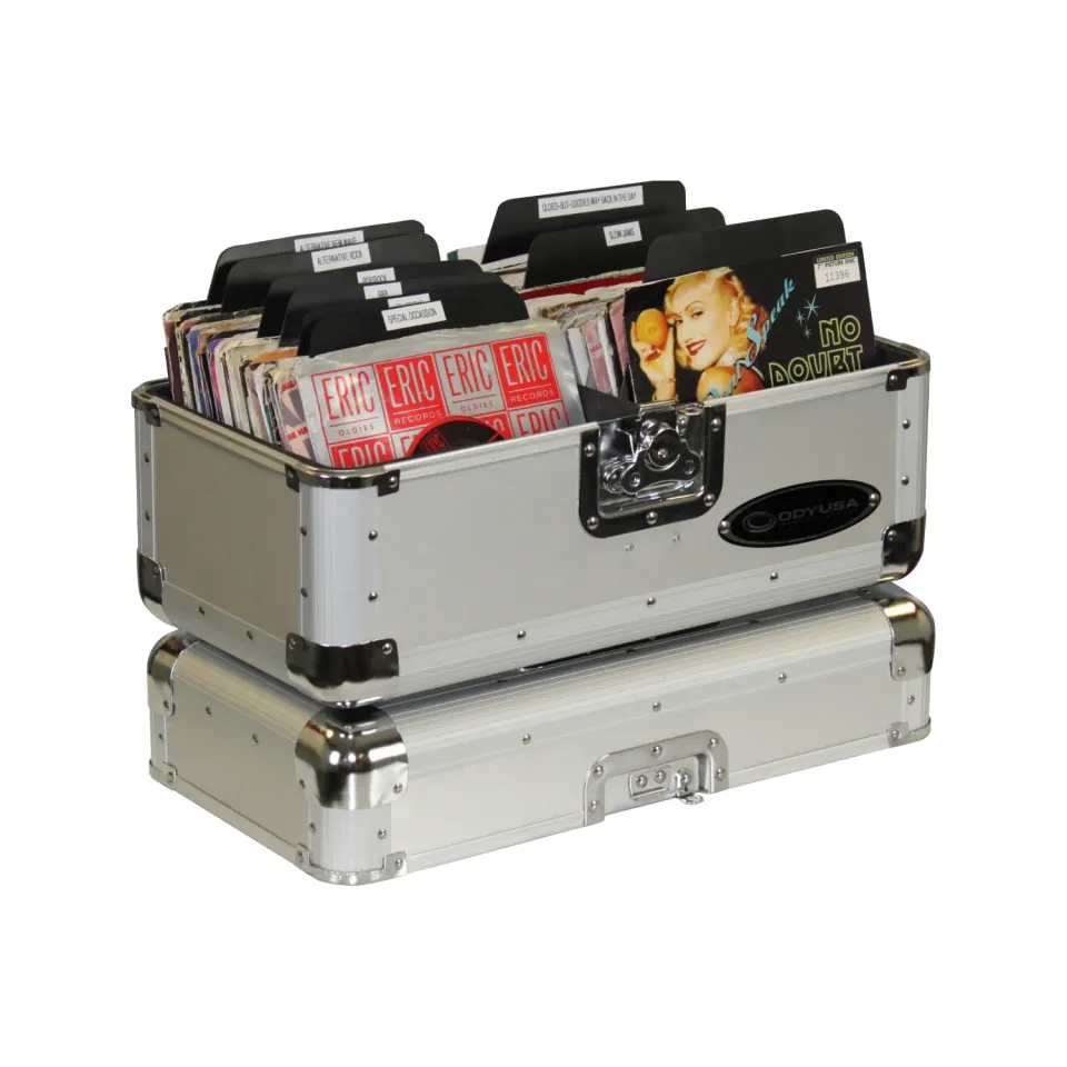 odyssey-krom-mallette-vinyles-7-pouces-argent-120-disques image 1