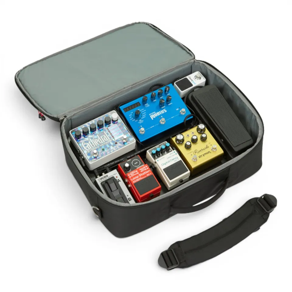 skb-ub-pb1712-pedalboard-guitare-noir-housse image 1