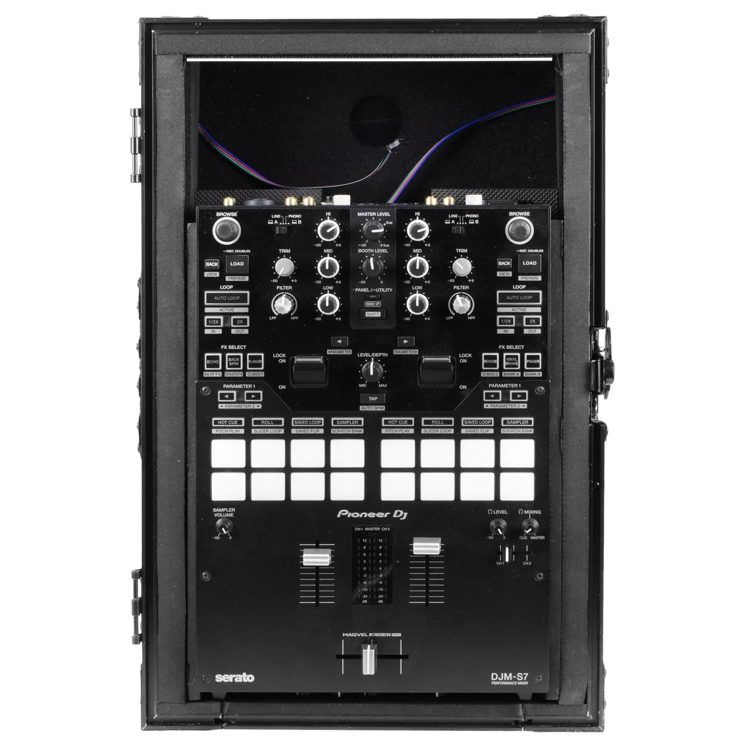 odyssey-black-label-led-flight-case-mixeur-dj-10-11 image 6