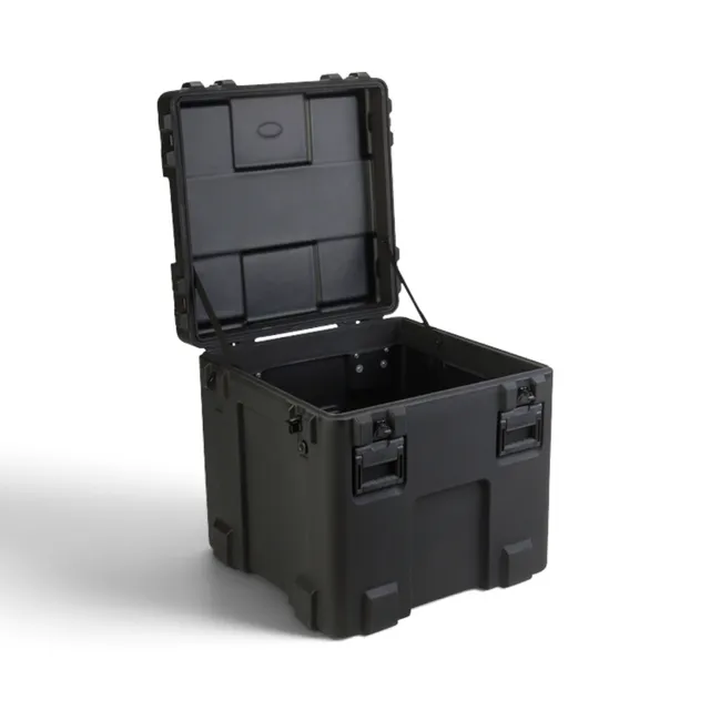 skb-rseries-2727-27-valise-tanche-noire-vide image 1
