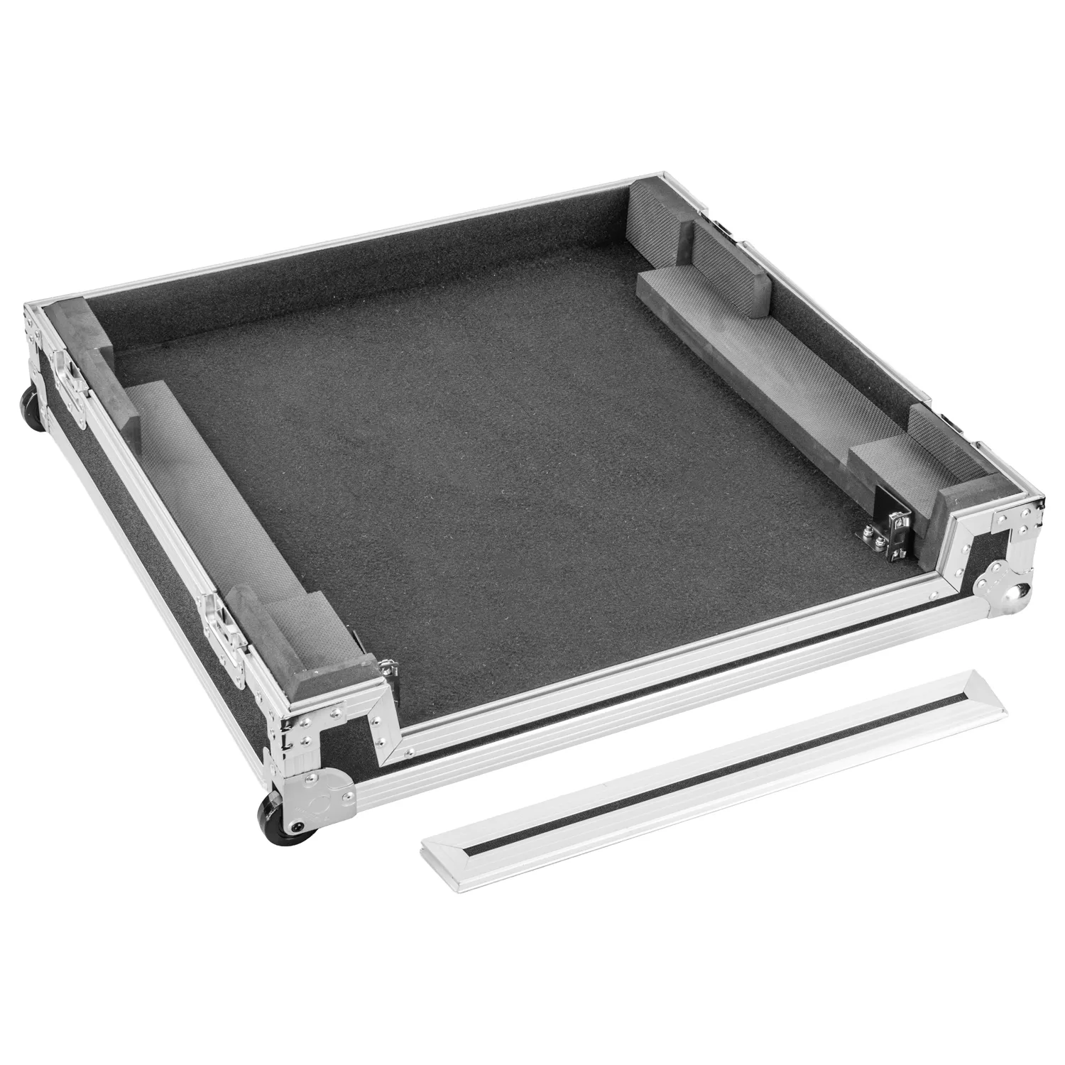 odyssey-ultra-light-flight-case-allen-heath-qu-6 image 3