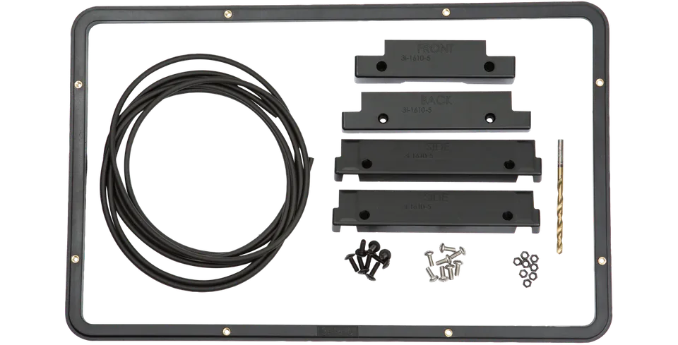 skb-iseries-1610-kit-anneau-montage-panneau-noir image 1