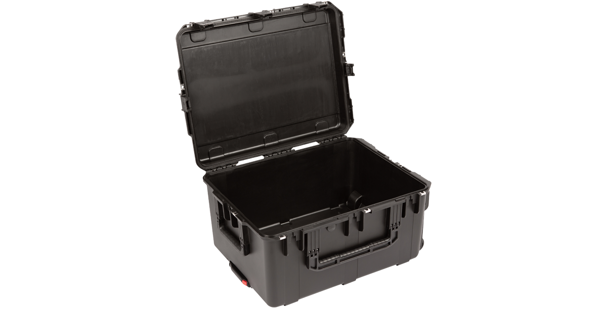 skb-iseries-2620-13-valise-tanche-noire-mousse-cubique image 1