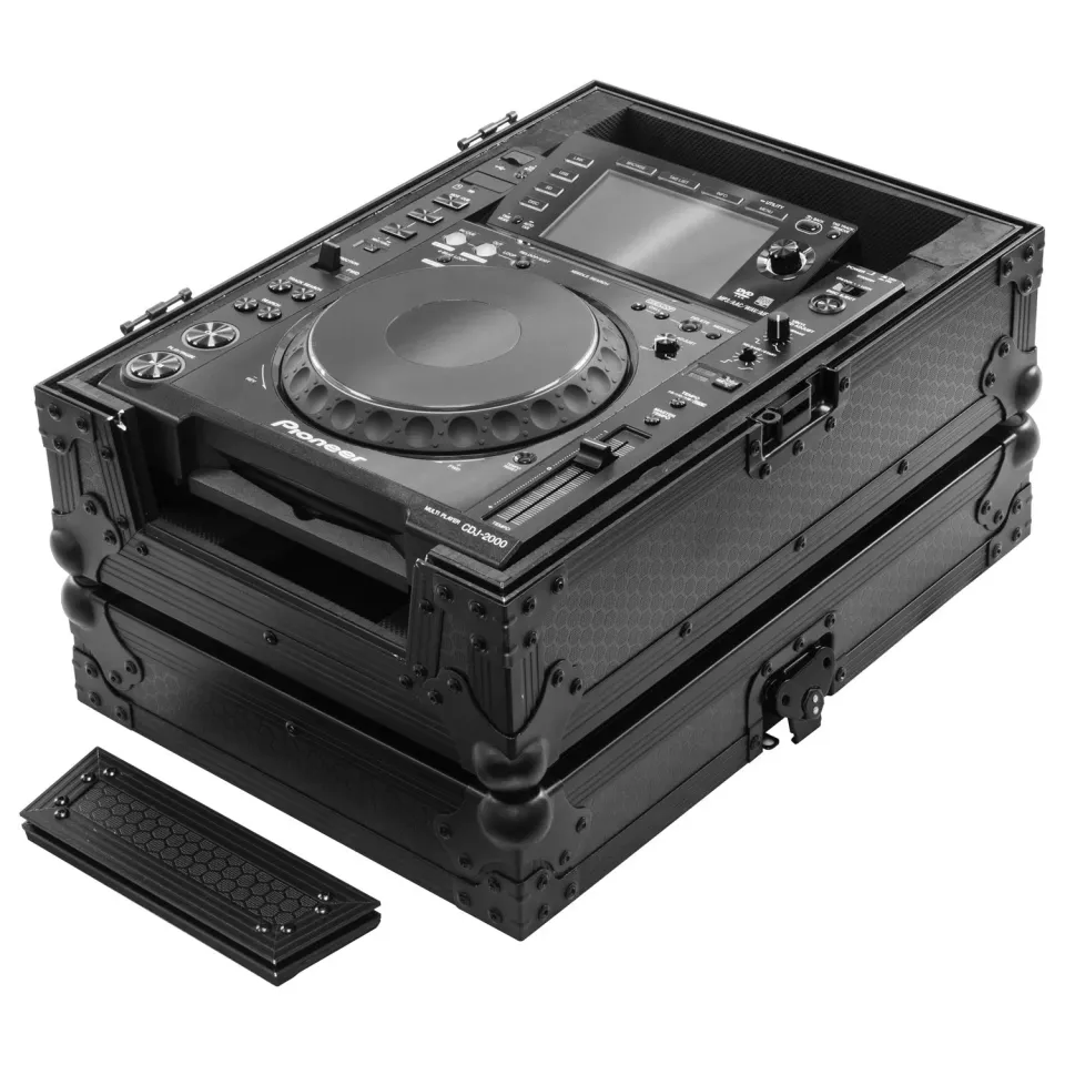 odyssey-industrial-board-flight-case-cdj-3000-mixeur-12 image 1