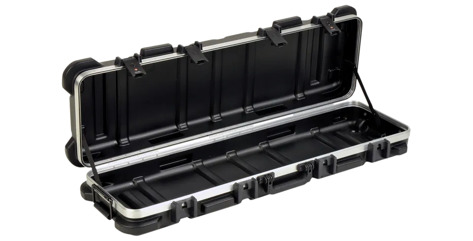 skb-vseries-4212w-valise-tanche-longue-noire-vide-roulettes image 1