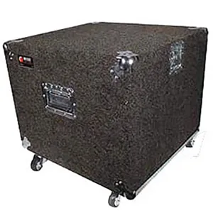 odyssey-carpeted-pro-10u-flight-case-rack-10u-roulettes image 1