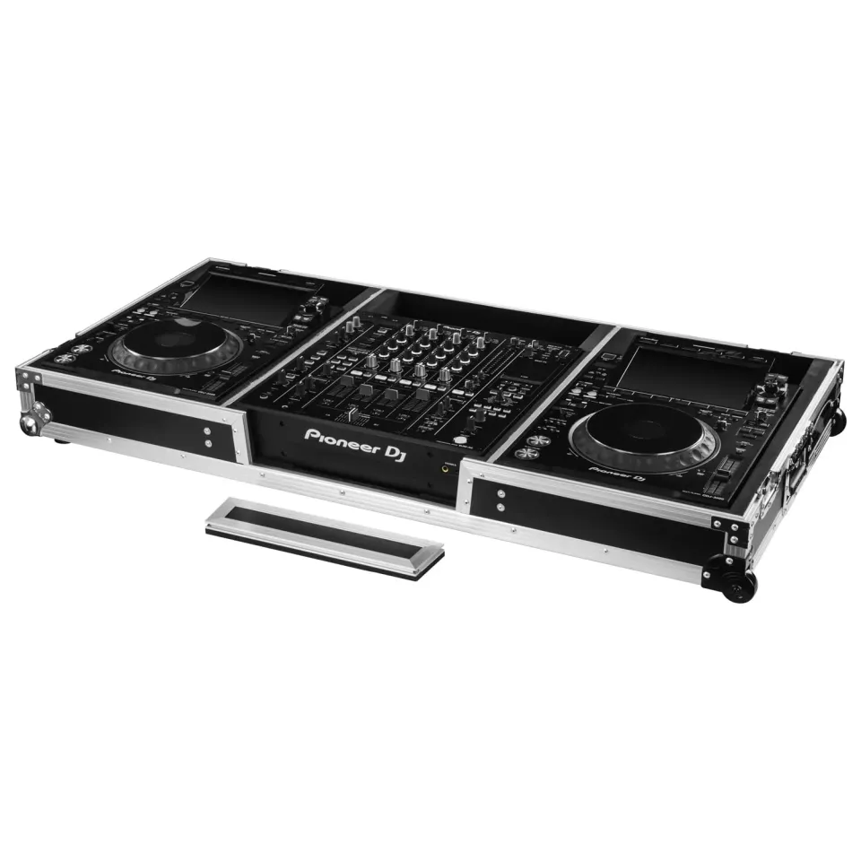 odyssey-flight-zone-coffin-dj-djm-a9-cdj-3000-roulettes image 1