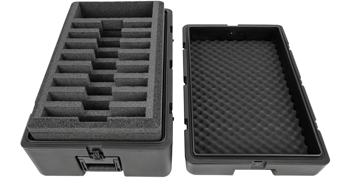 skb-rseries-3018-12-valise-rigide-8-laptops-noir image 1