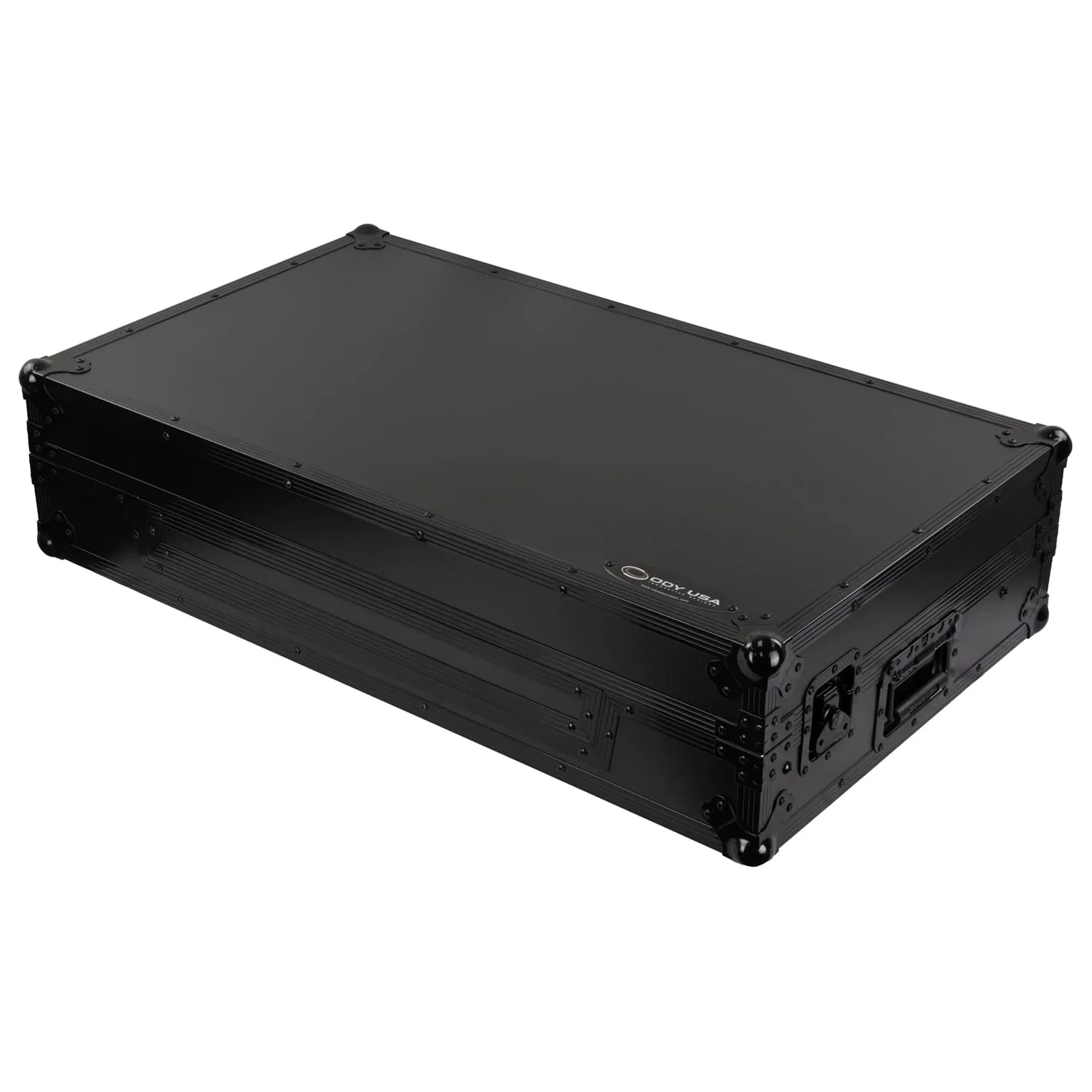 odyssey-flight-zone-road-case-xdj-az-flight-case-noir-roulettes image 4