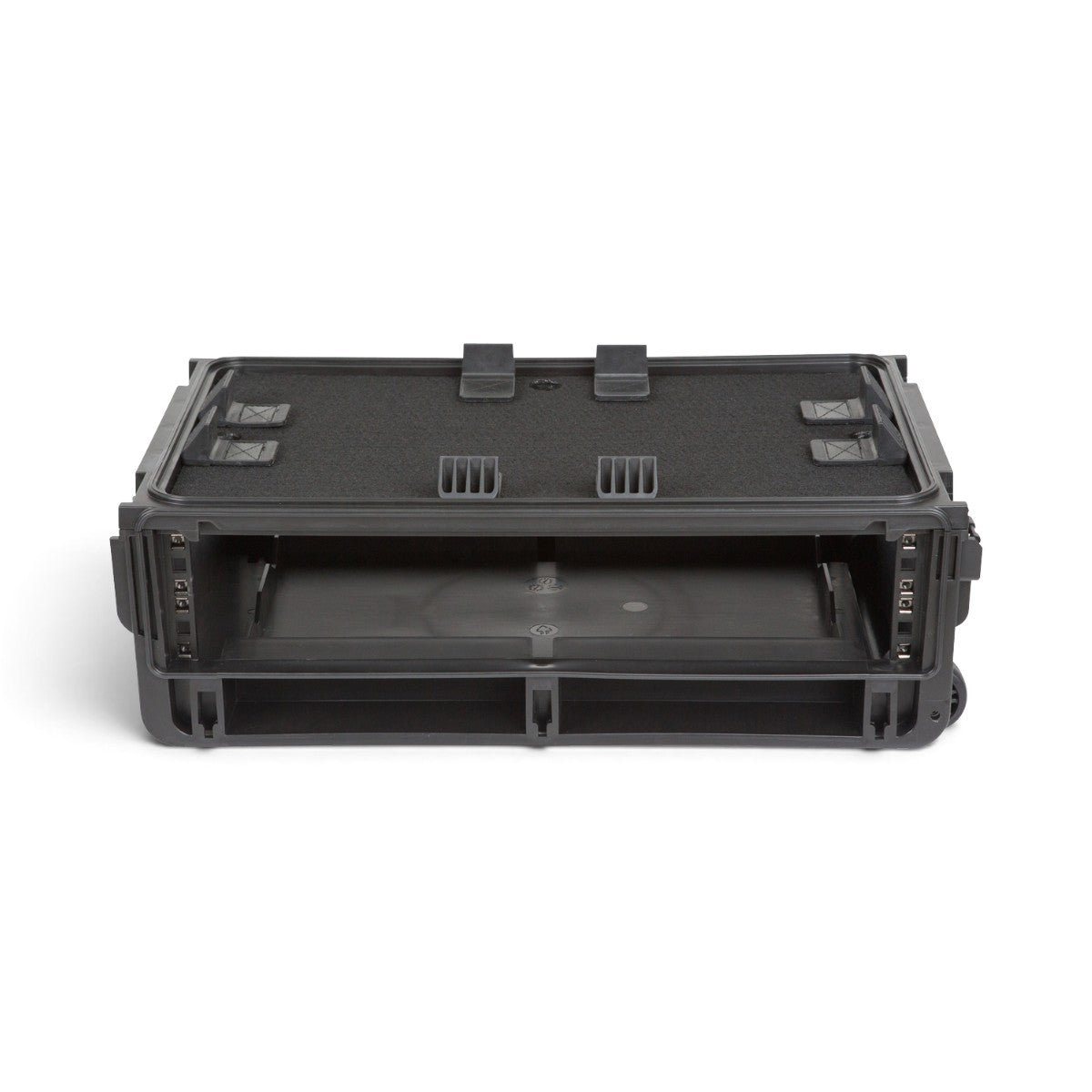 skb-fly-rack-studio-flyer-2u-flight-rack-noir-cabine image 8