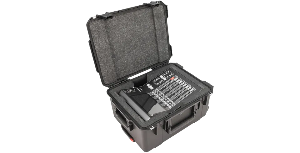 skb-iseries-2015-10-flight-case-yamaha-dm3-noir-roulettes image 1