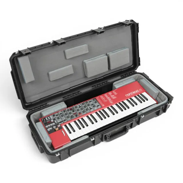 skb-iseries-3614-6-tui-clavier-49-touches-noir image 1