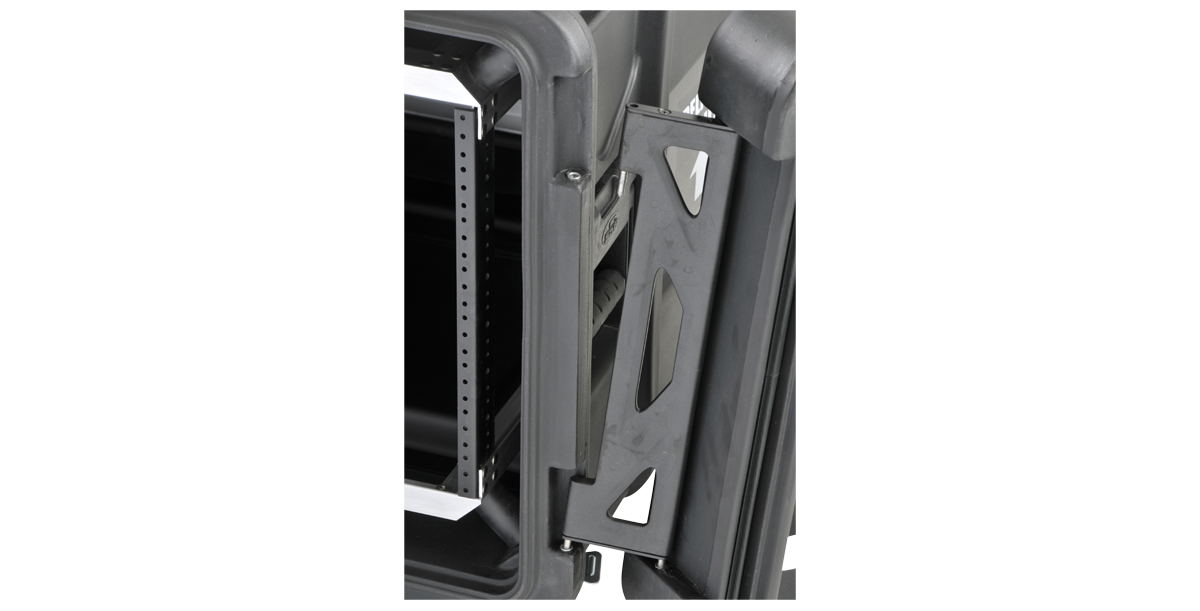 skb-rseries-shock-rack-8u-30-flight-case-rack-serveur-amorti-noir image 8