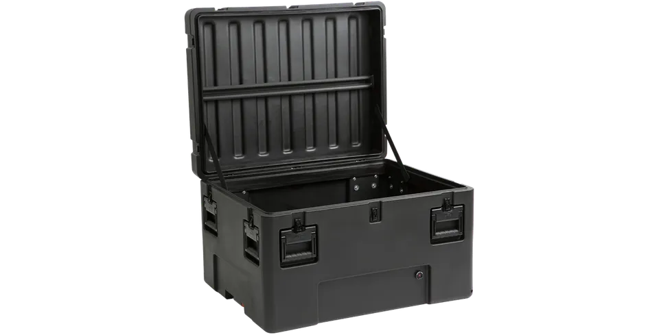 skb-rseries-3426-19-mallette-tanche-noire-vide-roulettes image 1