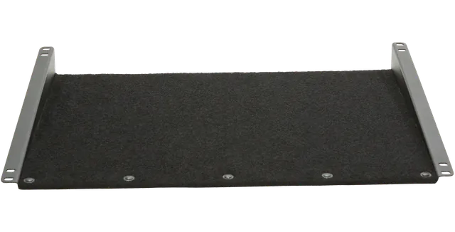 skb-iseries-1skb-vs-2-tag-re-rack-8u-velcro-noire-slant image 1