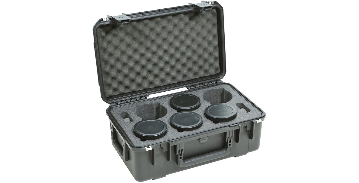 skb-iseries-2011-8-valise-objectifs-noir-mousse-pr-d-coup-e image 1