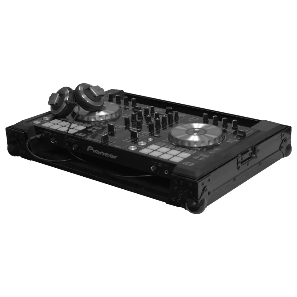 odyssey-black-label-ddj-sr-flight-case-noir-contr-leur-v-cut image 1