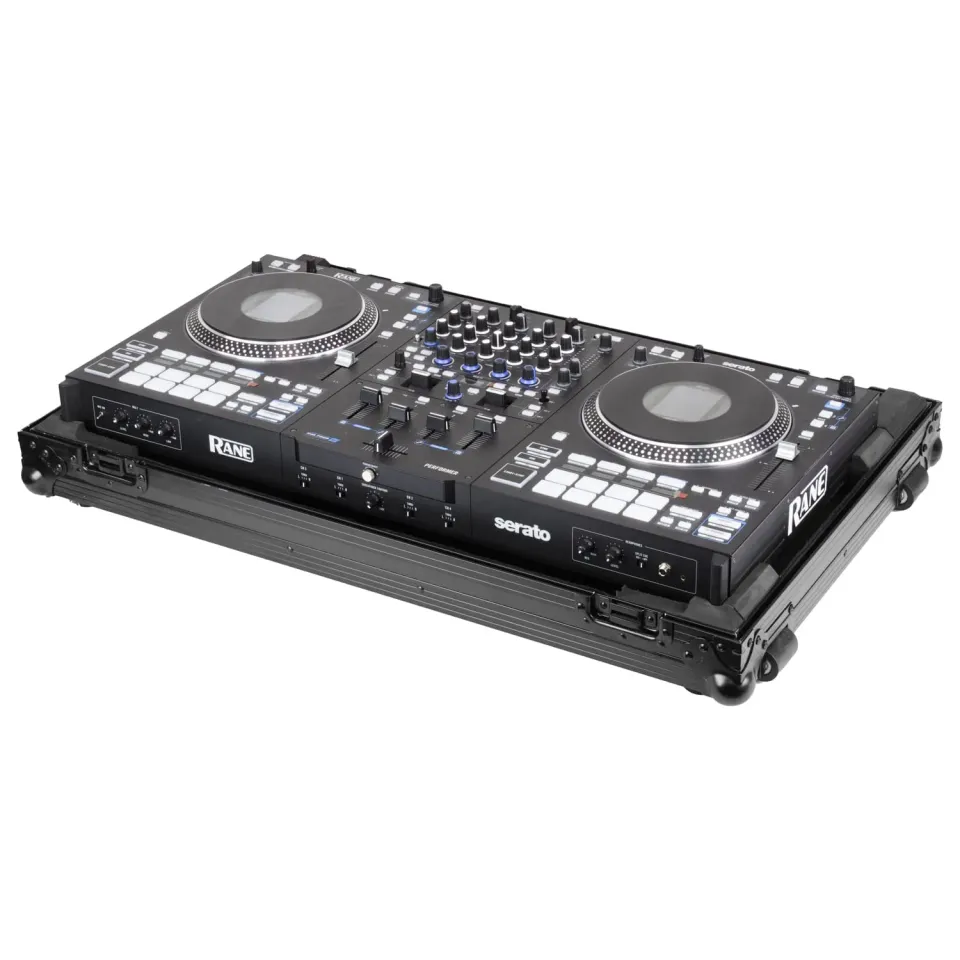 odyssey-industrial-board-flight-case-rane-performer-roulettes image 1