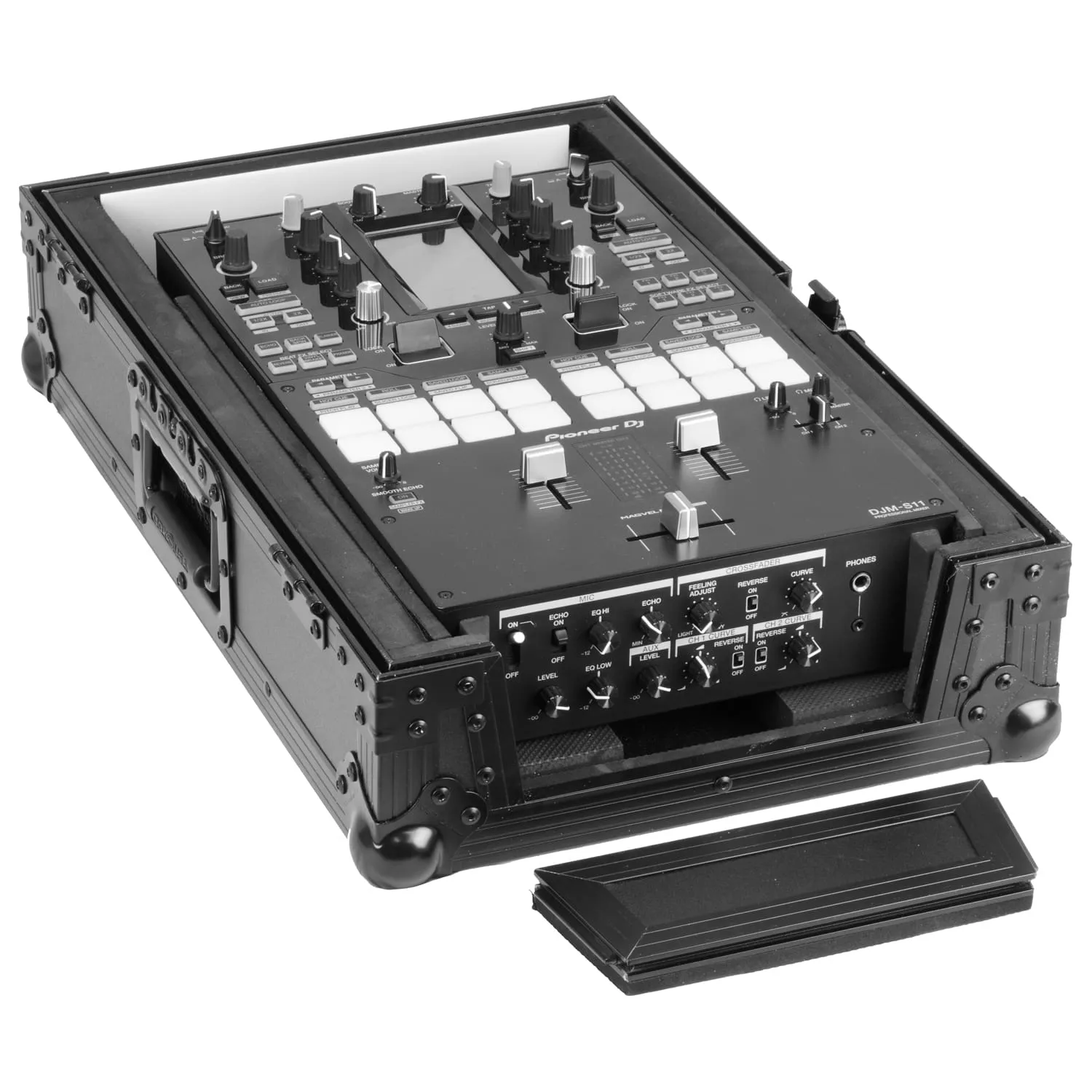 odyssey-black-label-led-flight-case-mixeur-dj-10-11 image 3