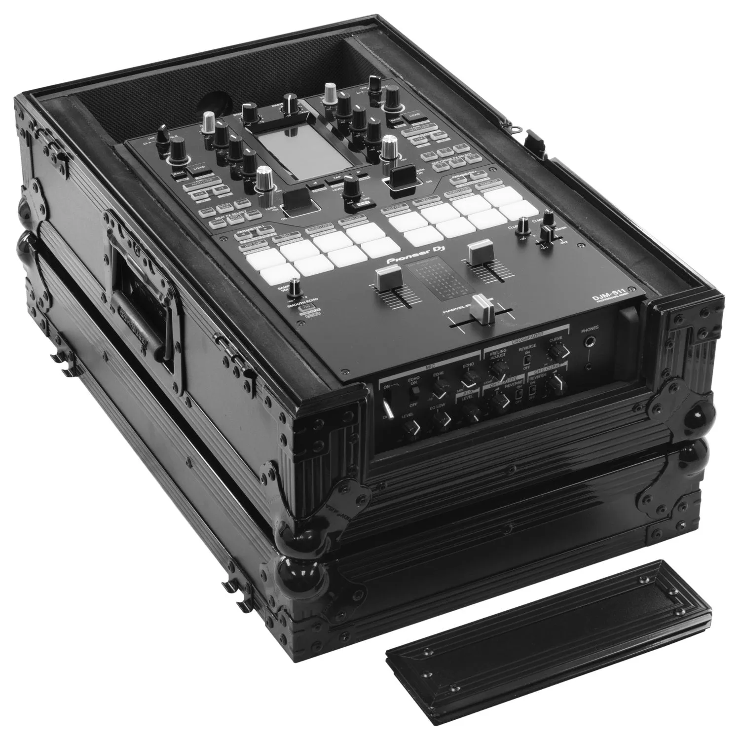 odyssey-black-label-flight-case-djm-s7-djm-s11-rane-72 image 5