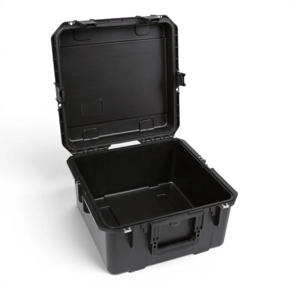 skb-iseries-1717-10-valise-tanche-vide-noire-submersible image 1