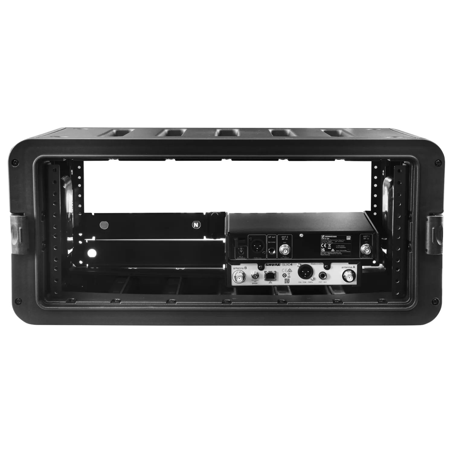 odyssey-vulcan-rack-4u-tanche-inject-10-5-pouces-rails-avant image 7