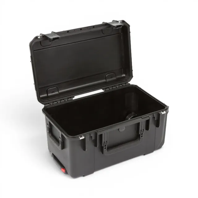 skb-iseries-2011-10-valise-tanche-noire-vide image 1