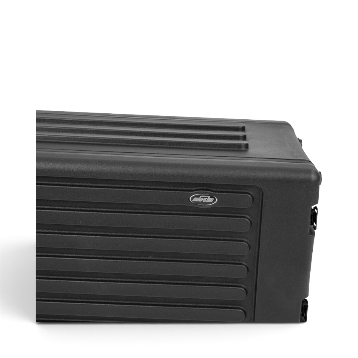 skb-rseries-shallow-6u-flight-case-rack-roulettes-noir image 7