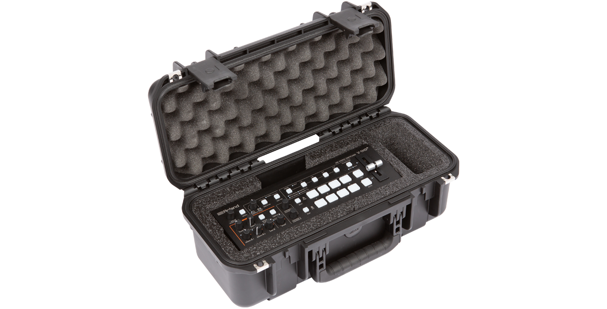 skb-iseries-1706-6-tui-roland-v-1hd-noir-pr-d-coup image 1