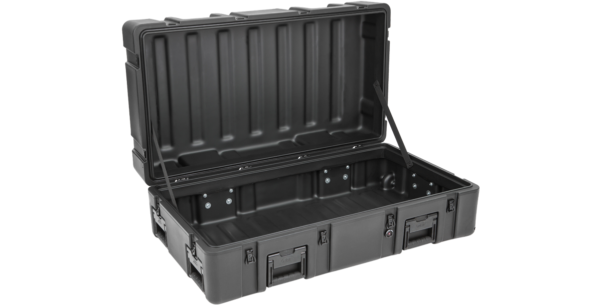 skb-rseries-4222-14-mallette-tanche-noire-roulettes image 1
