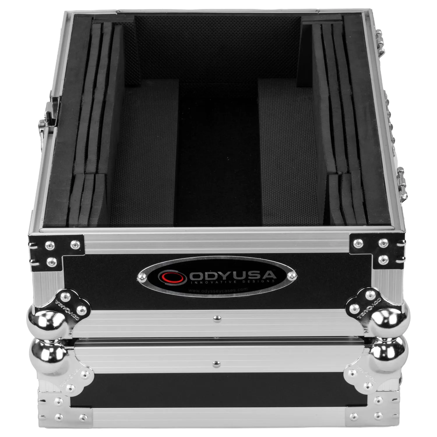 odyssey-flight-zone-flight-case-mixeur-11-pouces-c-bles-profond image 4