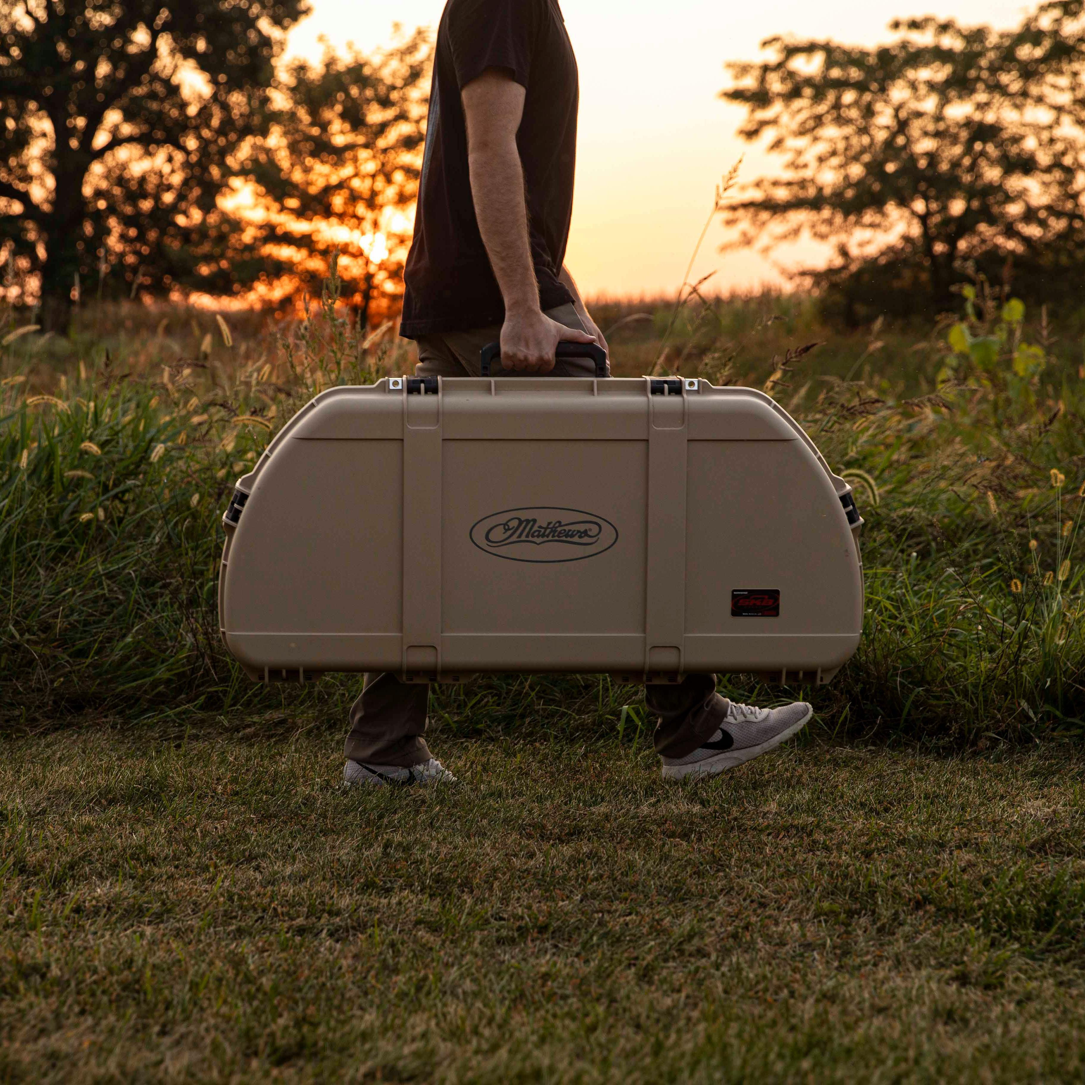 skb-iseries-valise-arc-poulies-rigide-noire image 3