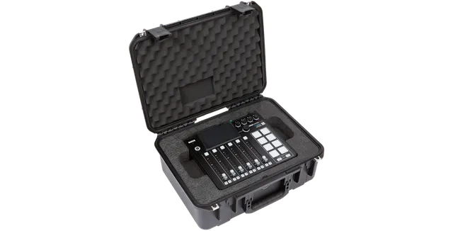 skb-iseries-1813-7-valise-rodecaster-pro-ii-mixer-noir image 1