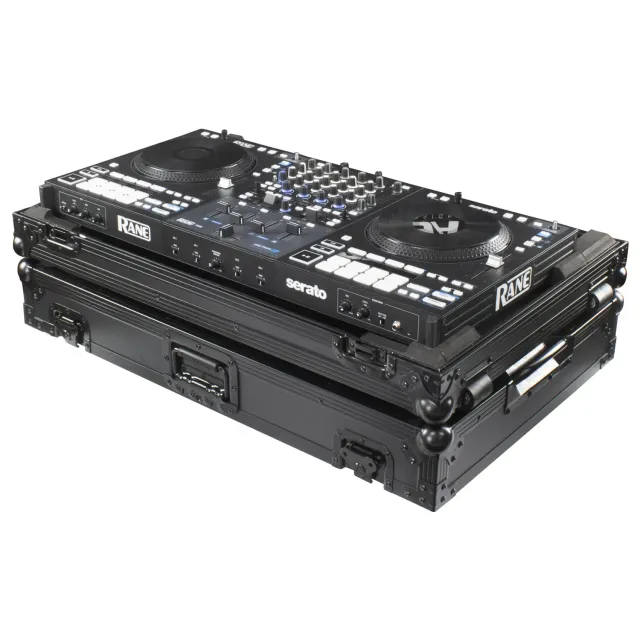 odyssey-black-label-flight-case-rane-four-contr-leur-dj image 1