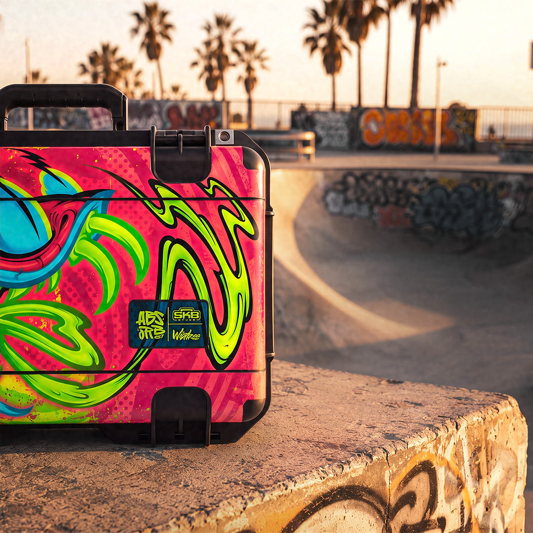 skb-iseries-3i-2011-7dl-bright-snake-valise-photo image 6