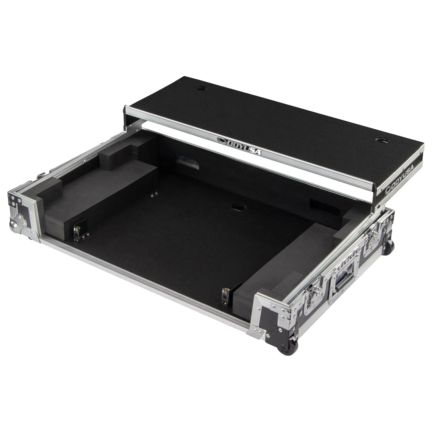 odyssey-flight-zone-ddj-flx10-flycase-dj-1u-glide-roulettes image 3