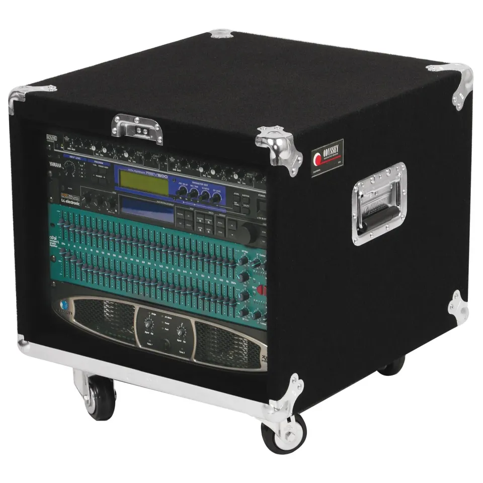 odyssey-carpeted-8u-flight-case-rack-ampli-moquette-roulettes image 1
