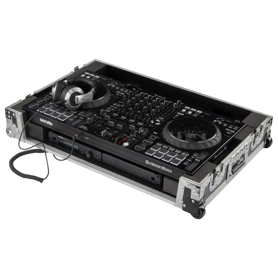 odyssey-flight-zone-ddj-flx10-flight-case-1u-roulettes image 1