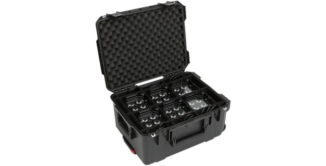 skb-iseries-3i-201510par-flight-case-clairage-noir image 1