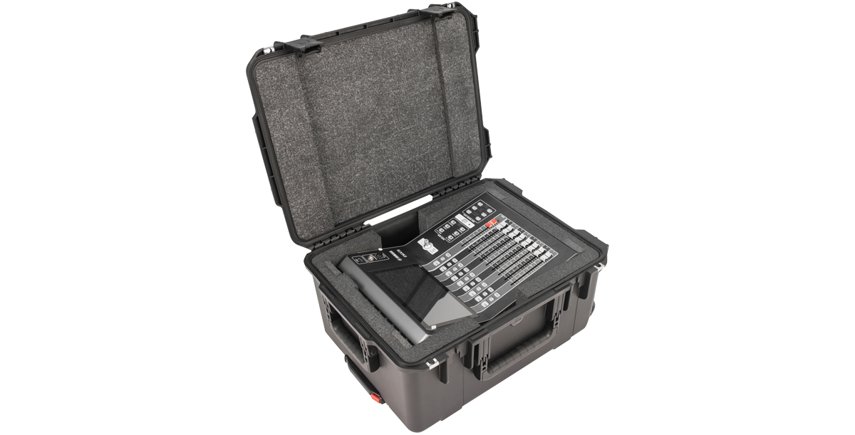 skb-iseries-2015-10-flight-case-yamaha-dm3-noir-roulettes image 1