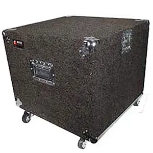 odyssey-carpeted-pro-10u-flight-case-rack-10u-roulettes image 1