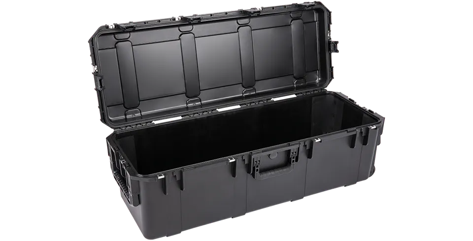 skb-iseries-3913-12-valise-tanche-noire-mousse-longue image 1