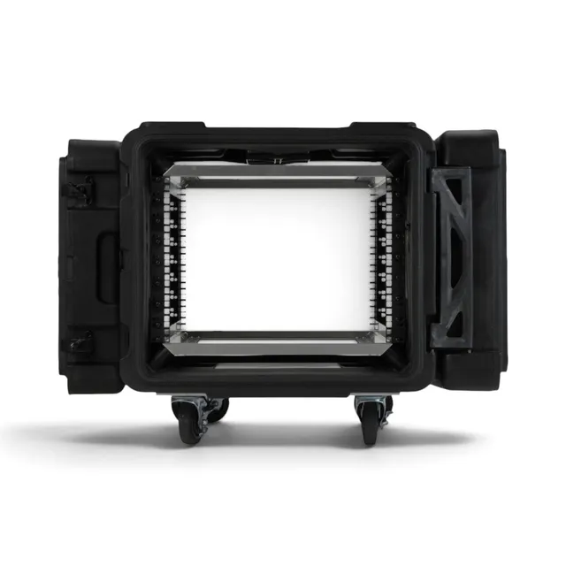 skb-rseries-shock-rack-8u-flight-rack-serveur-28-pouces-noir image 1