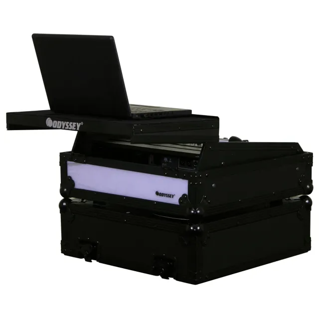 odyssey-flight-zone-flight-case-mixeur-rack-10u-led-glide image 1