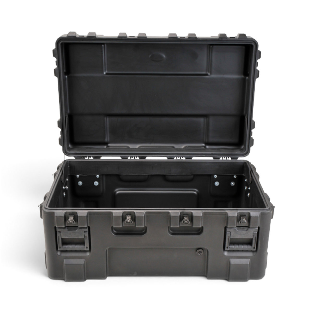 skb-rseries-4024-24-caisse-tanche-noire-vide image 4