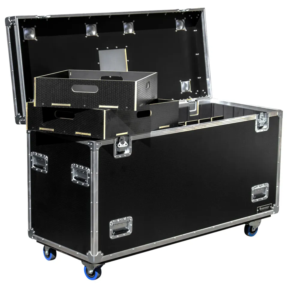 odyssey-industrial-board-malle-tourn-e-trunk-60-pouces-noir image 1
