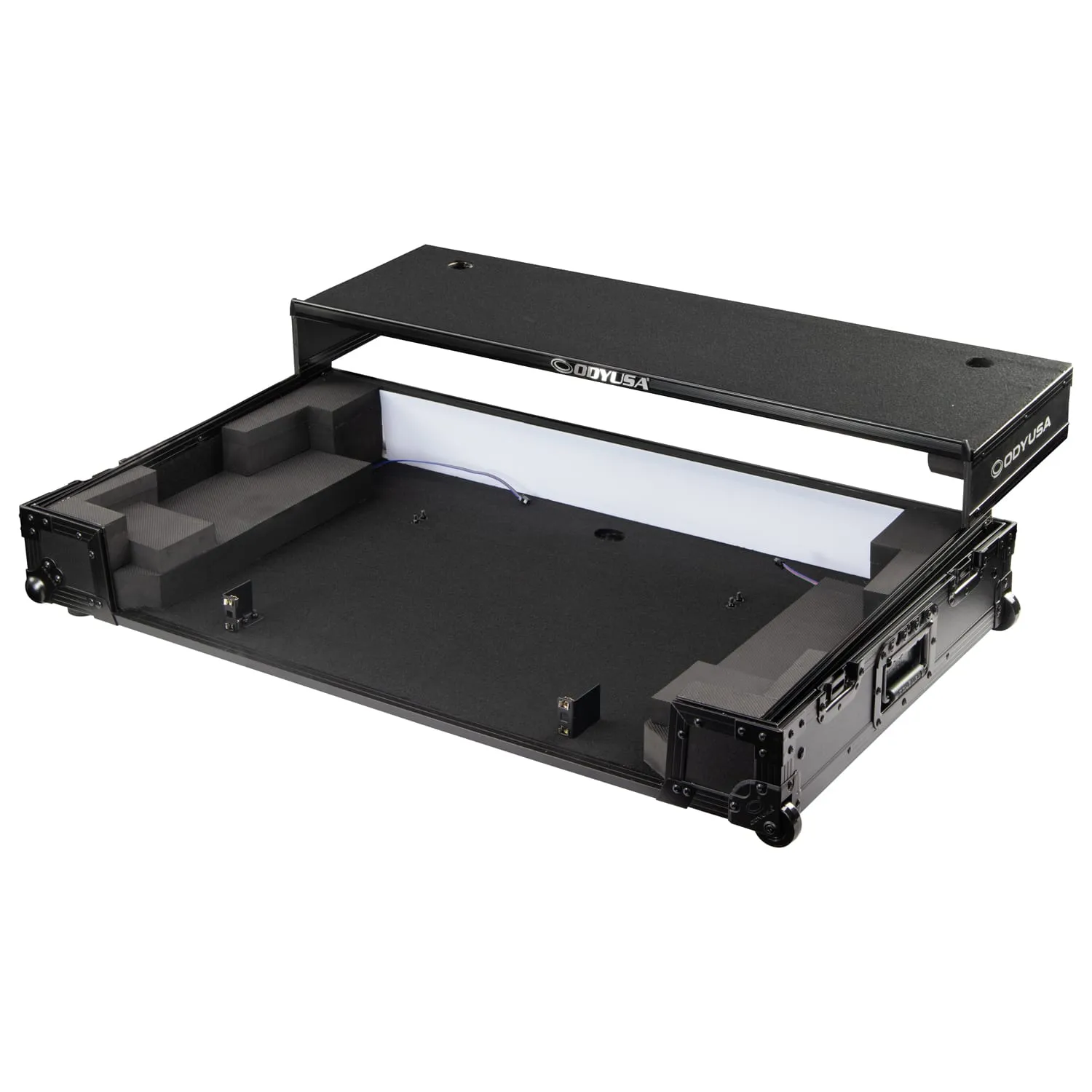 odyssey-flight-zone-opus-quad-flight-case-pioneer-plateforme-laptop-roulettes image 5