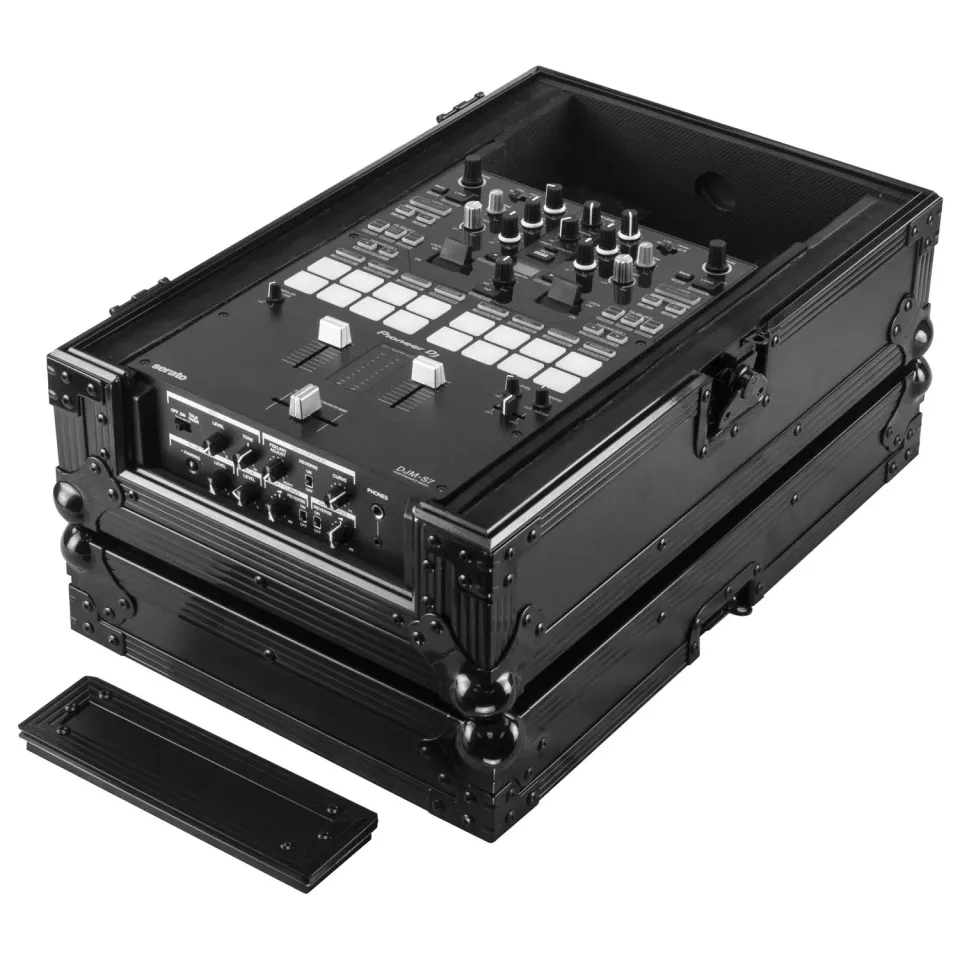 odyssey-black-label-flight-case-djm-s7-djm-s11-rane-72 image 1