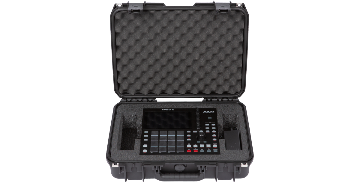 skb-iseries-1813-5-valise-akai-mpc-one-noire-mousse image 2